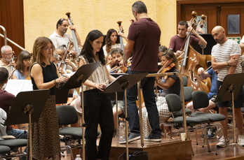 Imagen del ensayo de la ópera ‘Amaya’ con elenco 100% vasco.