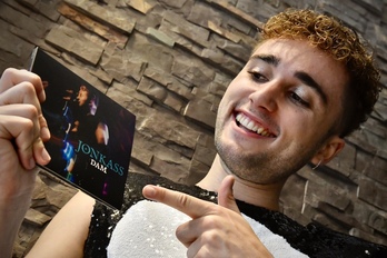 Jon Castañeda, Jonkass, astearte honetako aurkezpenean.