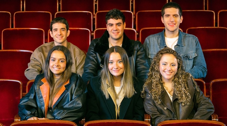 Sukena taldeko sei musikariak.