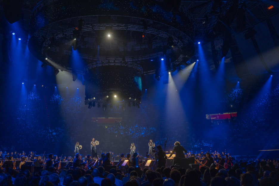 Neomak izan ziren kontzertuari hasiera emateko arduradunak, eta hauen atzetik etorri ziren gainontzekoak. Neomak izan ziren kontzertuari hasiera emateko arduradunak, eta hauen atzetik etorri ziren gainontzekoak.