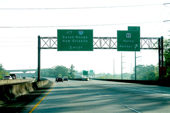 61 errepidea New Orleansetik gertu